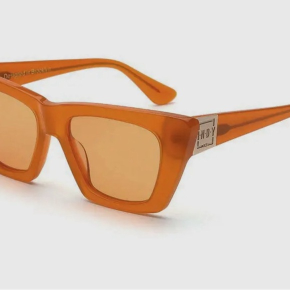INDY SUNGLASSES Polarized Lenses, Style Uptown Sunglasses, Apricot Color - Picture 6 of 8